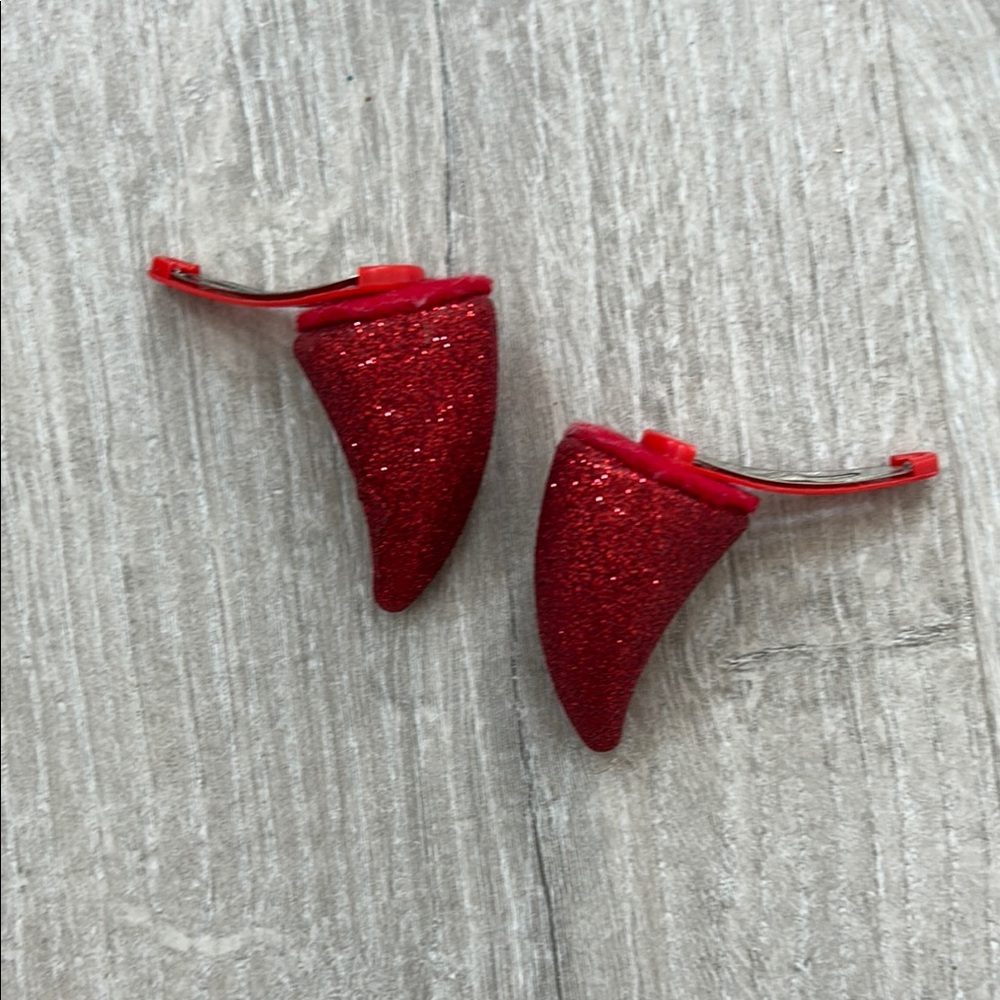 Red Glitter Hair Clips - Picture 3 of 3